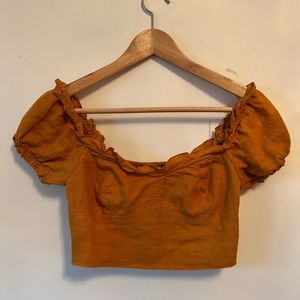 Aritzia Wilfred Wonder Linen crop top